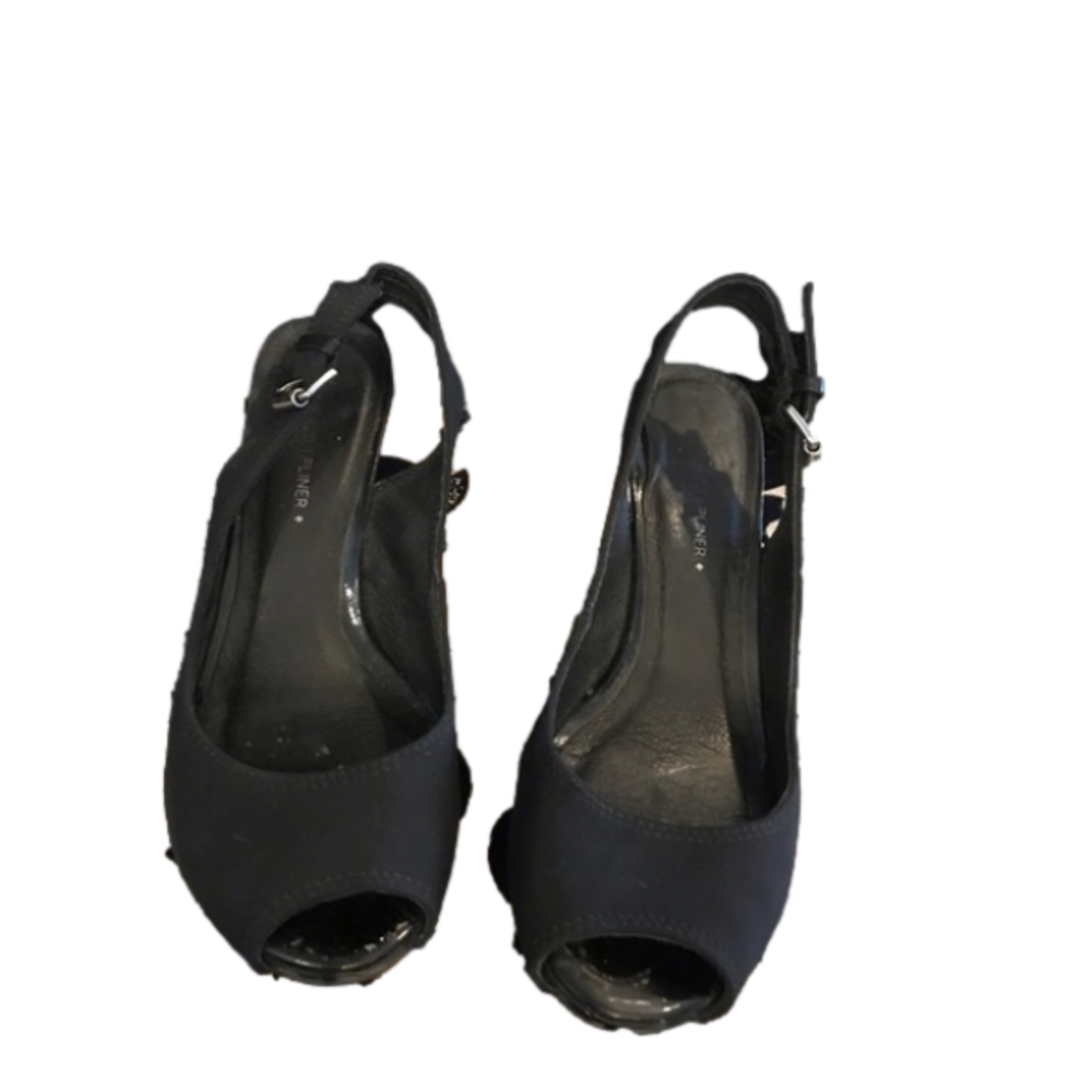 Donald Pliner wedge Shoes size 7.5